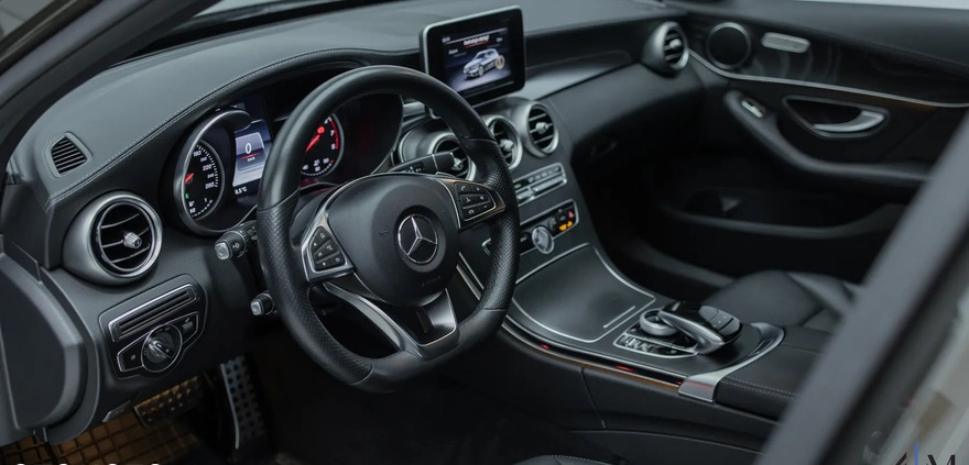 Mercedes-Benz Klasa C cena 114900 przebieg: 114900, rok produkcji 2017 z Okonek małe 631